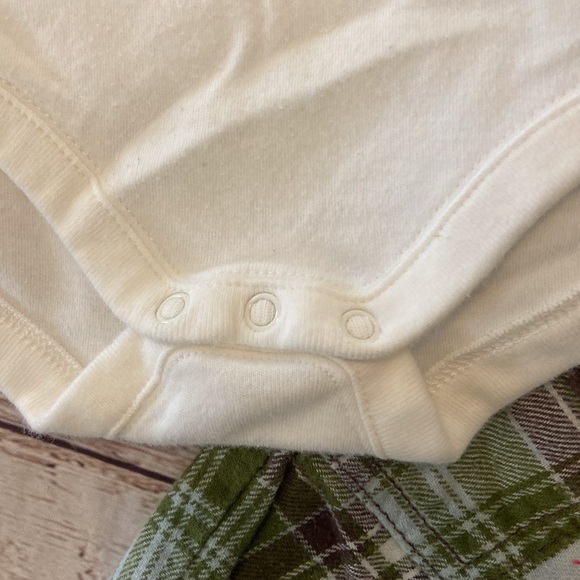 Boys Gymboree Milk Truck set (onsie and pants) - Picture 6 of 10